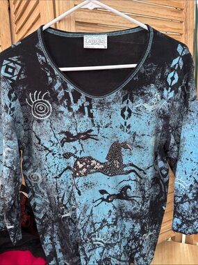 Cactus Bay Decorative Black Top Medium